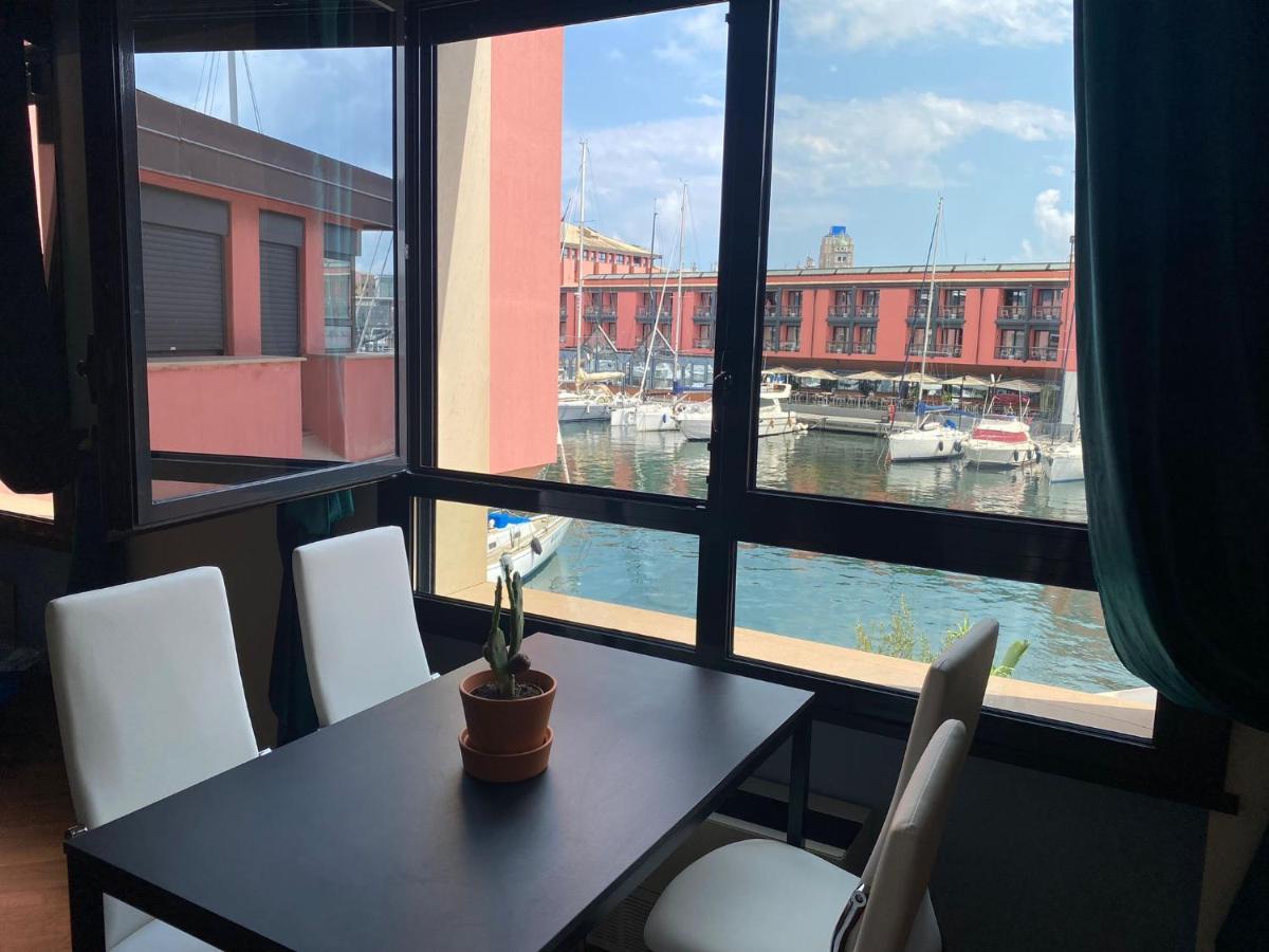 Le Finestre Sull'Acquario Apartment Genoa Exterior photo